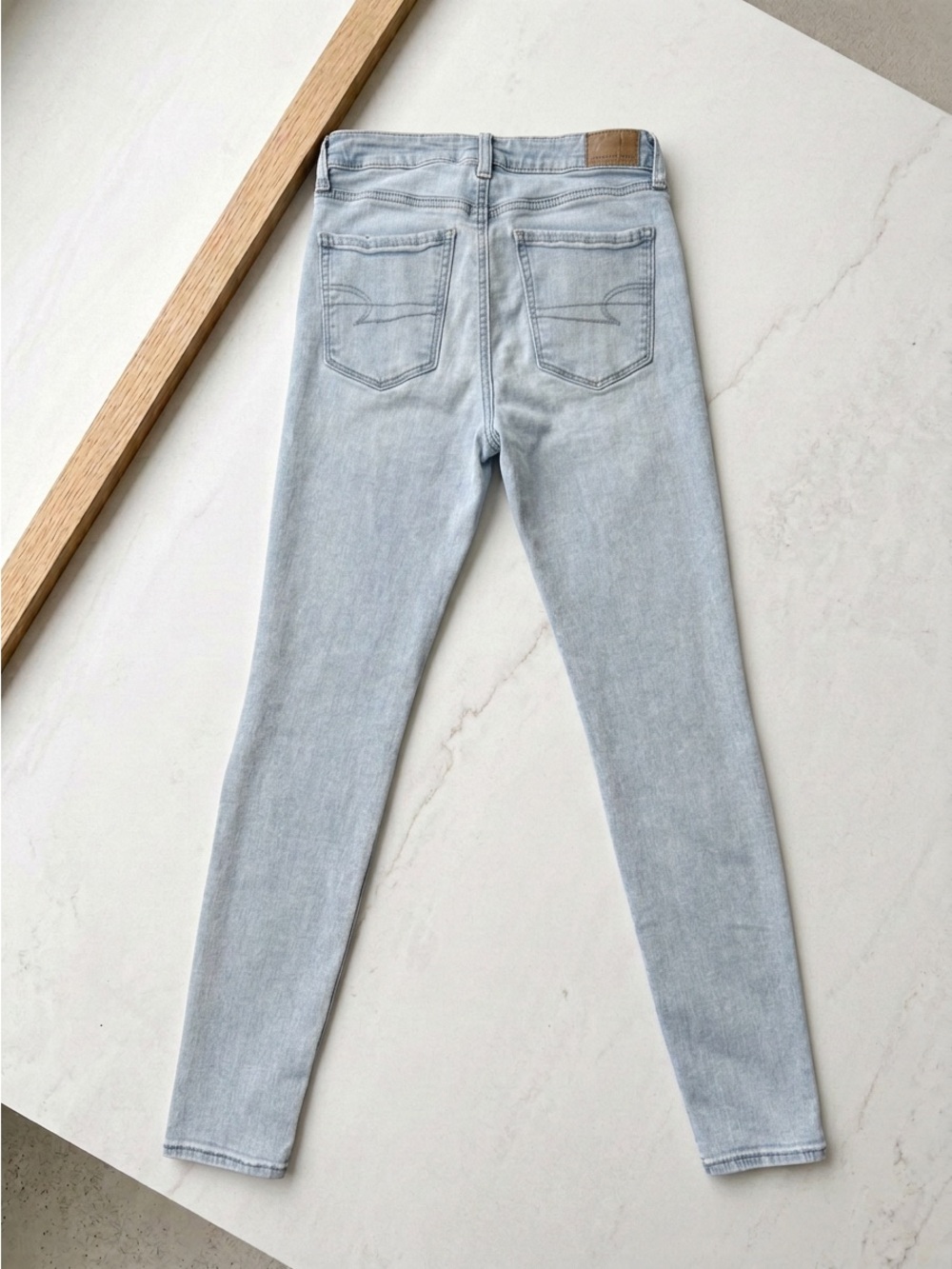 American Eagle Hi-Rise Jegging Size 6 Regular Light Wash Stretch Blue Jeans AE